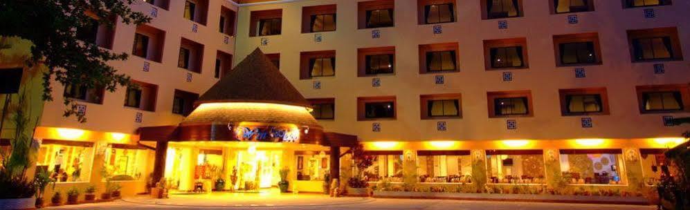 Win Place Hotel Чіангмай Екстер'єр фото